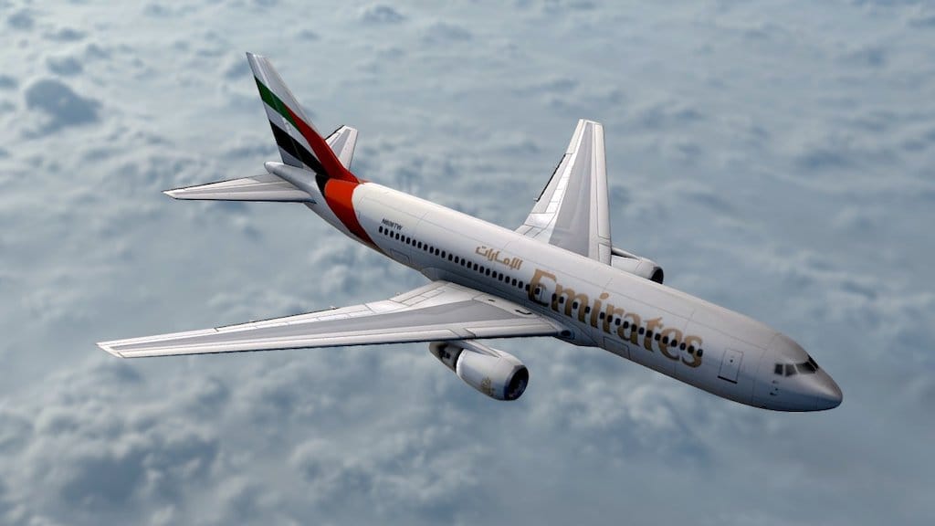 emirates boeing 767 200.thumb