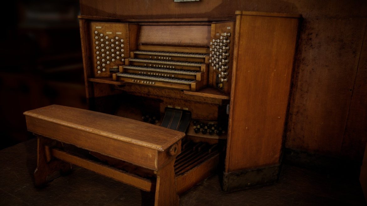 old organ.thumb