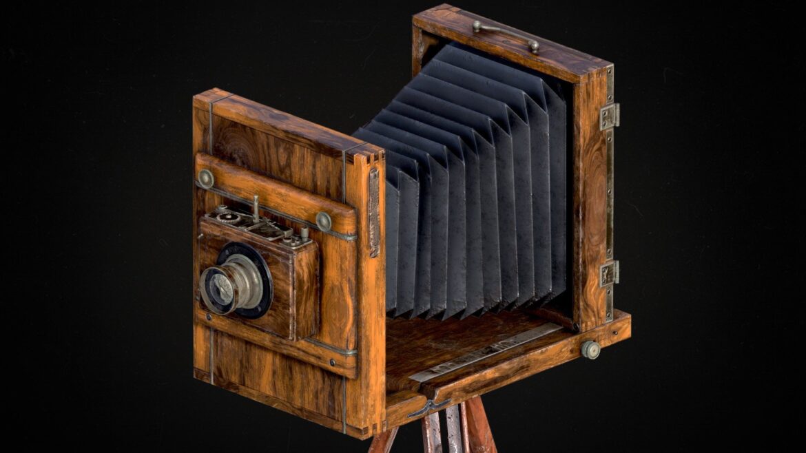 19th century wet plate camera.thumb